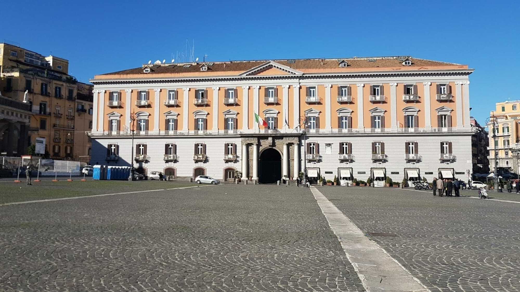 Ai Baretti B&B Napoli Bagian luar foto